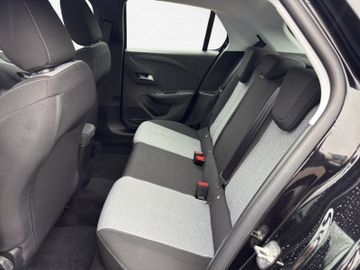 Fotografie des Opel Corsa F Kamera LED Sitzheizung Allwetterreifen