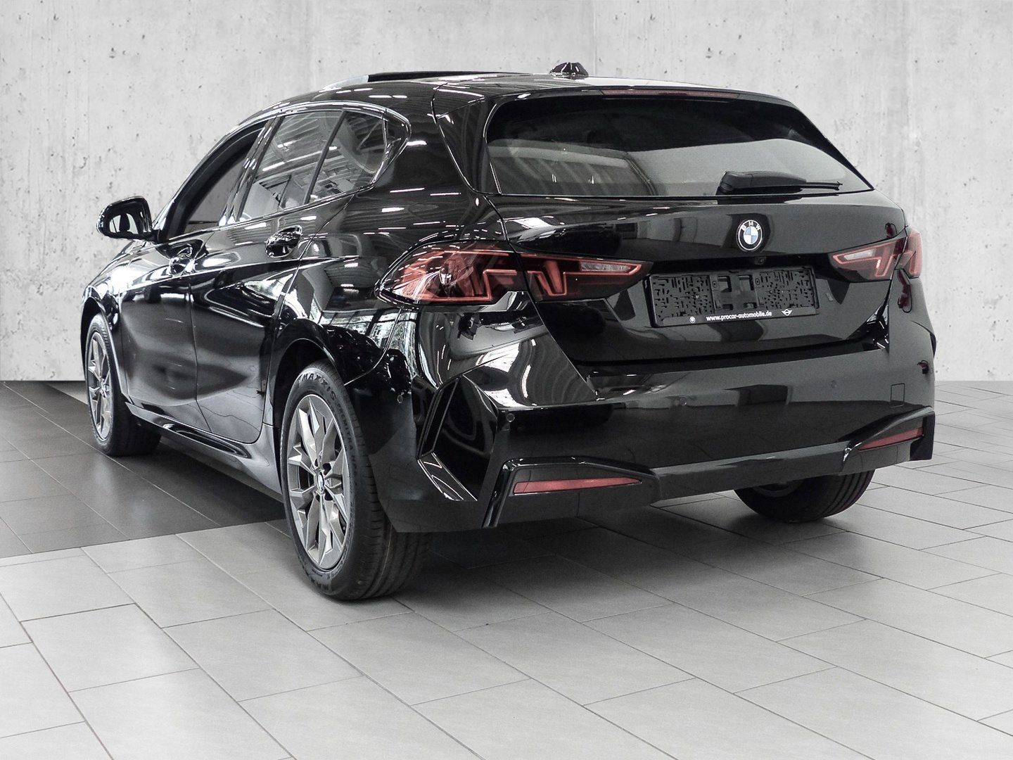 BMW 116 - Bild 2