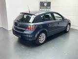 Opel Astra Cosmo Temp Klima - Opel Astra aus 2006 mit Diesel-Antrieb