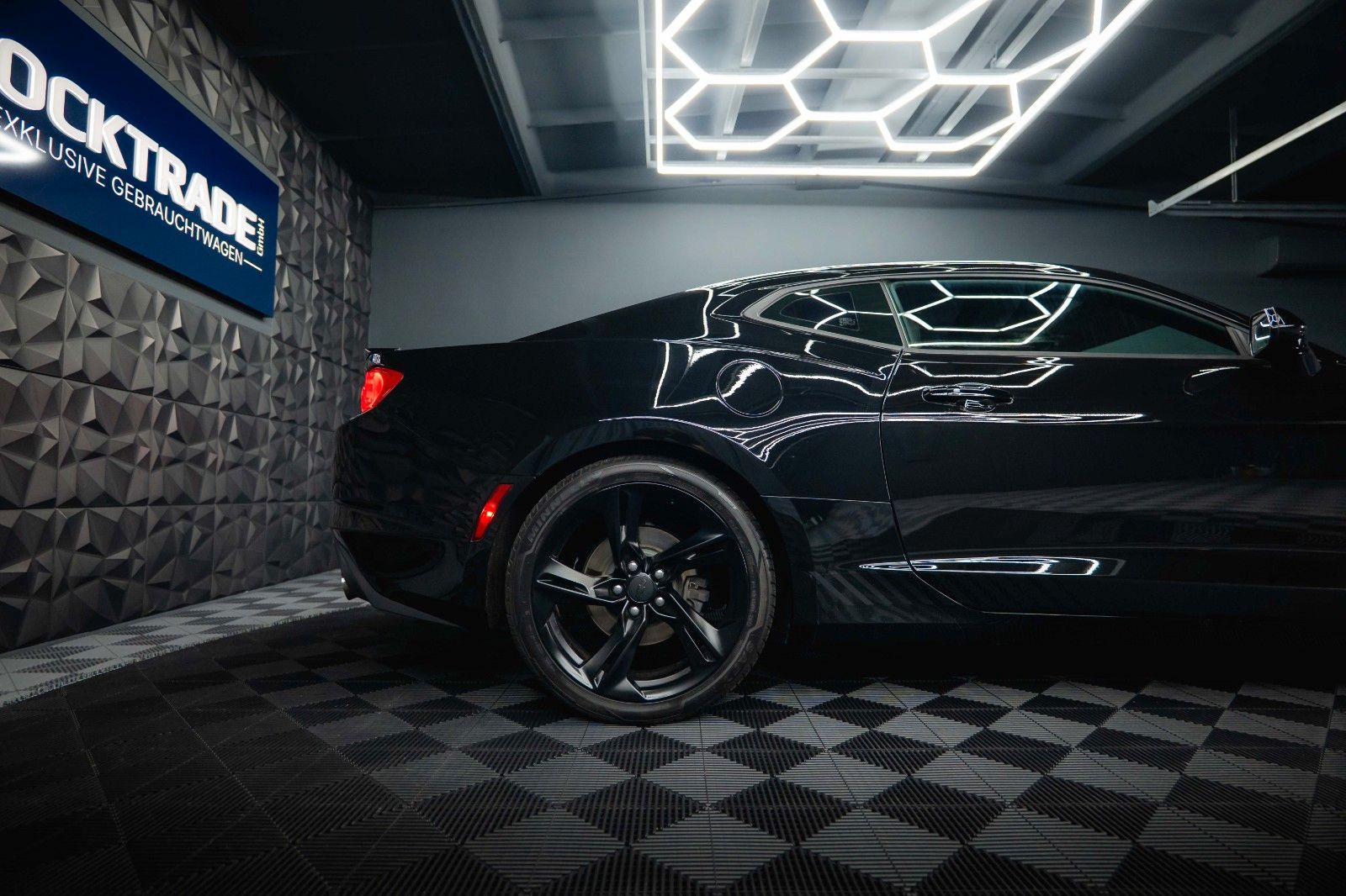 Fahrzeugabbildung Chevrolet Camaro 6.2 SS Coupe LT1 Performance *CarPlay*LED