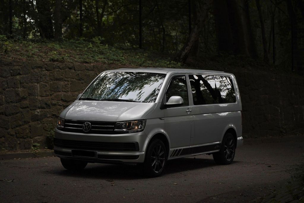 Image of Volkswagen T6 Caravelle