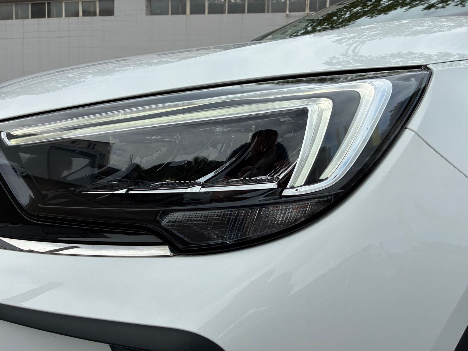 Fahrzeugabbildung Opel Crossland 1.2 Turbo Elegance Kamera,LED,Matrix