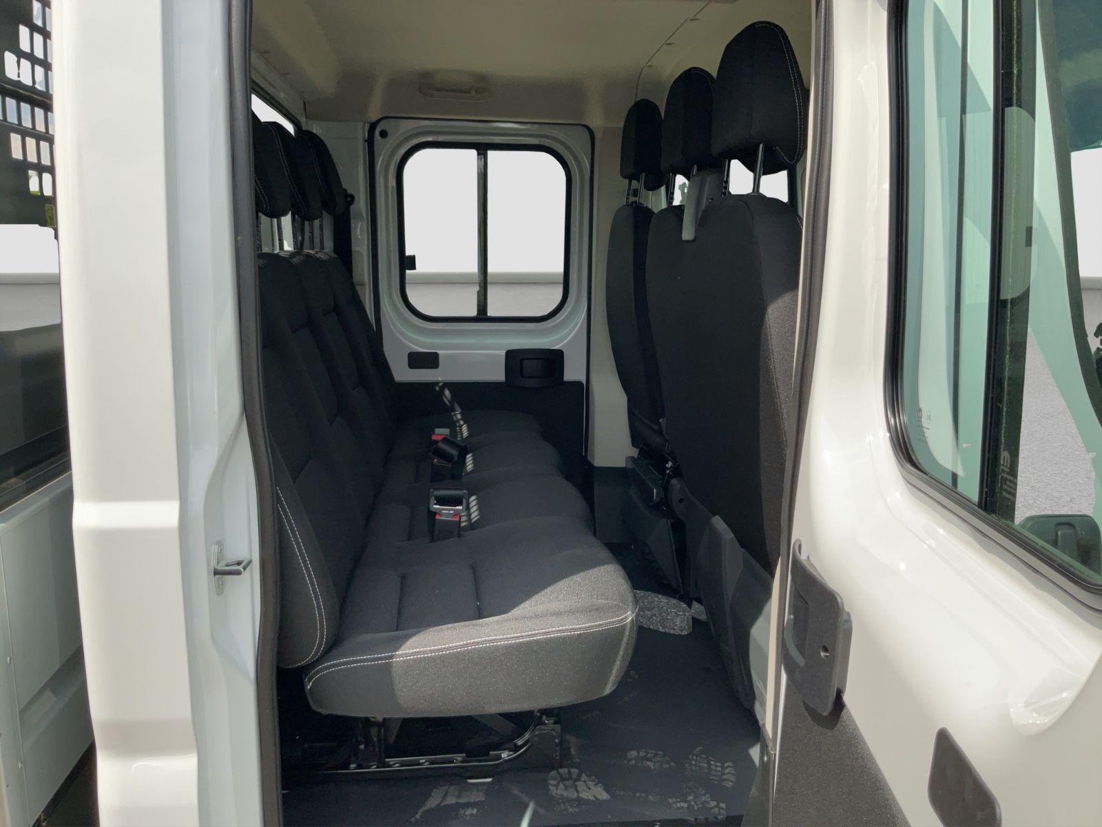 Fahrzeugabbildung Fiat Ducato Pritschenwagen Doppelkabine 140 MTL4