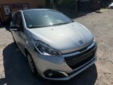 Peugeot 208 PureTech 82 Style - Peugeot 208: Style