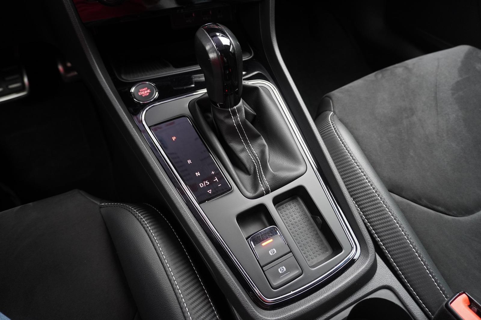 Seat Leon ST 2.0 Cupra 300 4Drive Virtual Cockpit LED