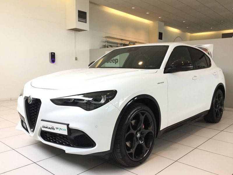 Alfa Romeo Stelvio 2.0 T 280 CV Veloce AT8 Q4 MY imagem 3