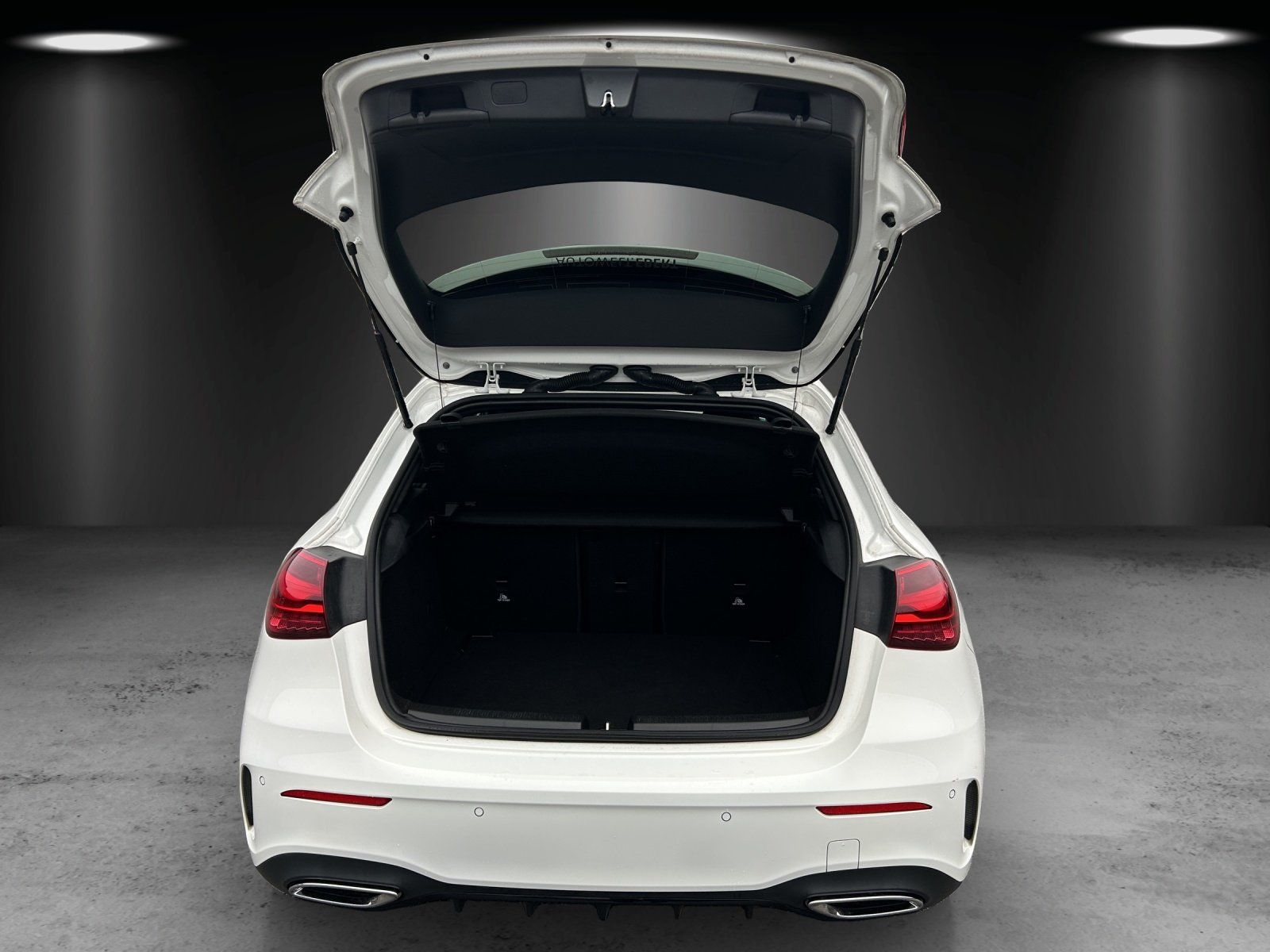 Fahrzeugabbildung Mercedes-Benz A 220 d+AMG KeyGO Totwinkel NIGHT
