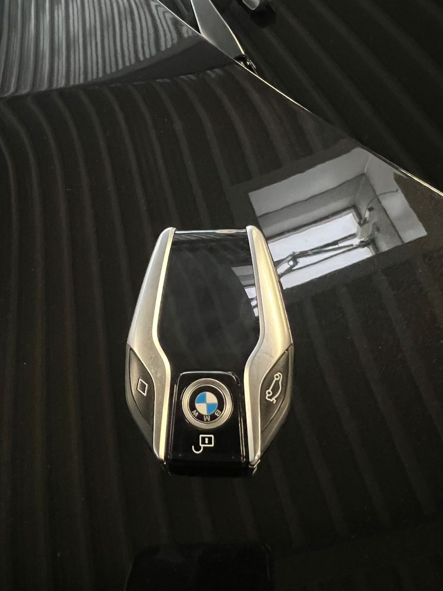 Fahrzeugabbildung BMW X6 xDrive 30 d M Sport * 22" M FELGEN *LASER*