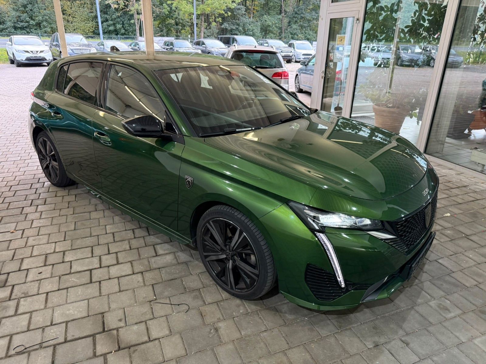 Peugeot 308 Hybrid 225 GT Pack*MATRIX*NAVI*PDC*360°*1.Hd imagem 3