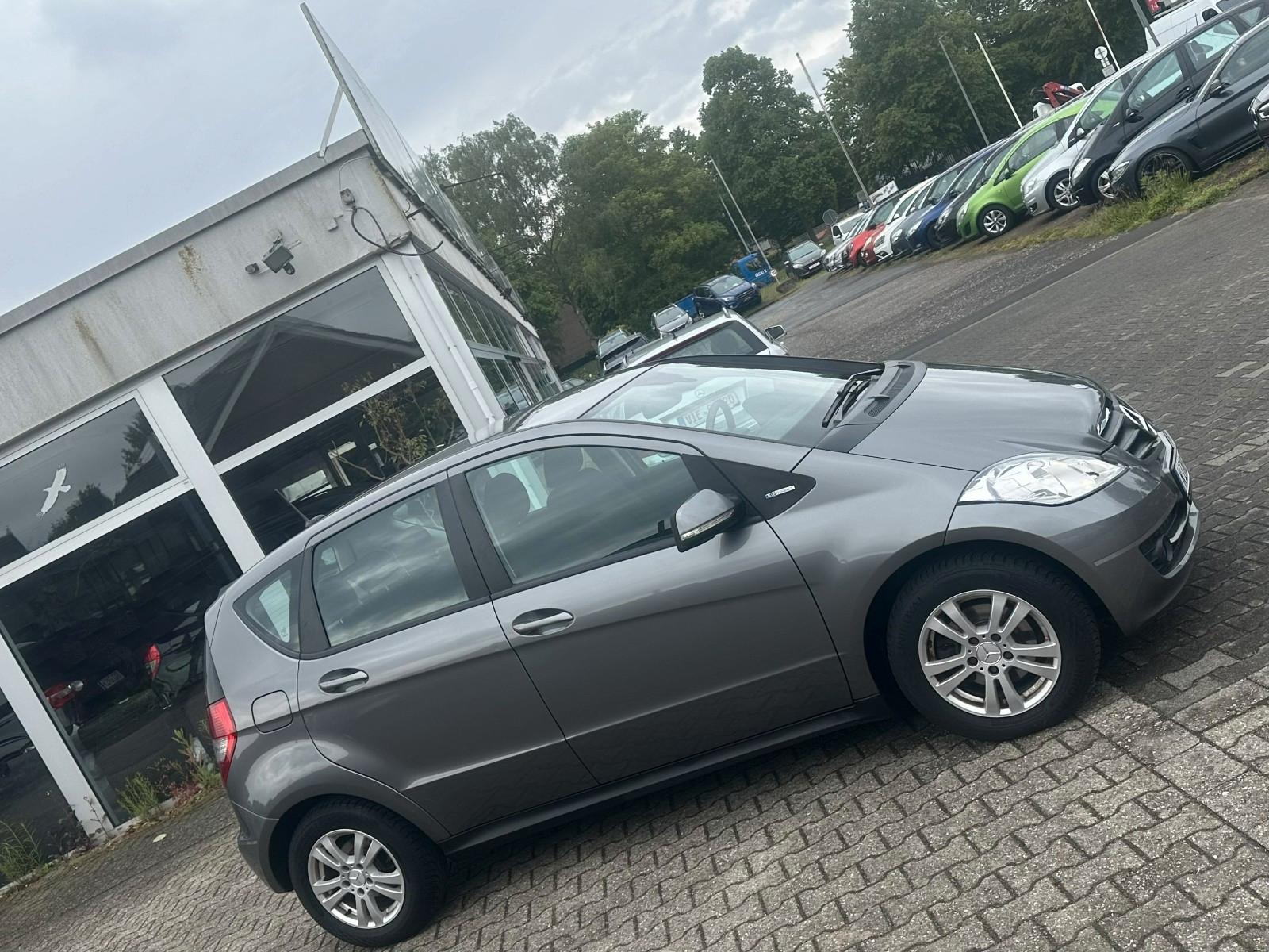 Mercedes-Benz A 160 BLUEFFICIEN*ALU*BJ 2012*KLIMA*SHZ*5 TÜRIG*