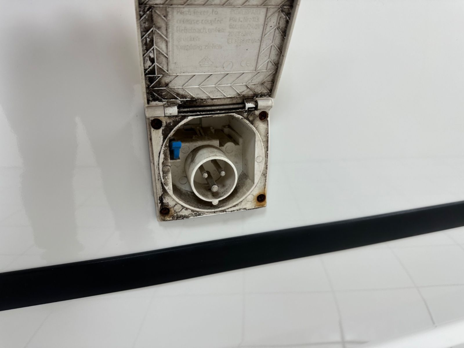 Fahrzeugabbildung Volkswagen Caddy Nfz Maxi Kasten BMT *Werkstatteinrichtung*