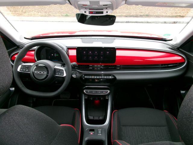 Fiat 600 e W Red Uconnect LED ACC AUT KlimaA PDC