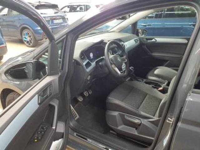 Volkswagen Touran ENERGY 1.5 TSI NAV KAM SHZ 7S TRAVEL, миниатюра 3