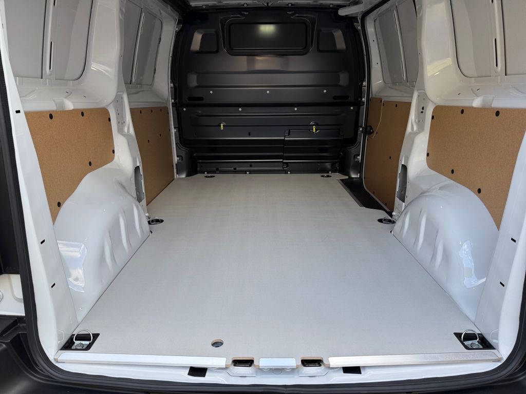 Fahrzeugabbildung Citroën Jumpy 2.0 BlueHDi 145 Standard