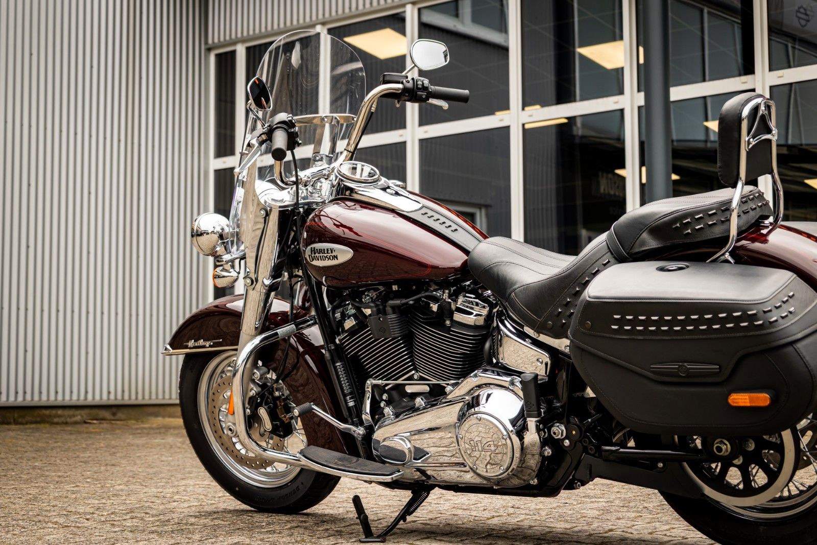Fahrzeugabbildung Harley-Davidson Softail Heritage FLHCS 114 CUI -NEUWERTIG -