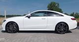 Mercedes-Benz E 300 Autom. - - Mercedes-Benz E 300: Von Privat