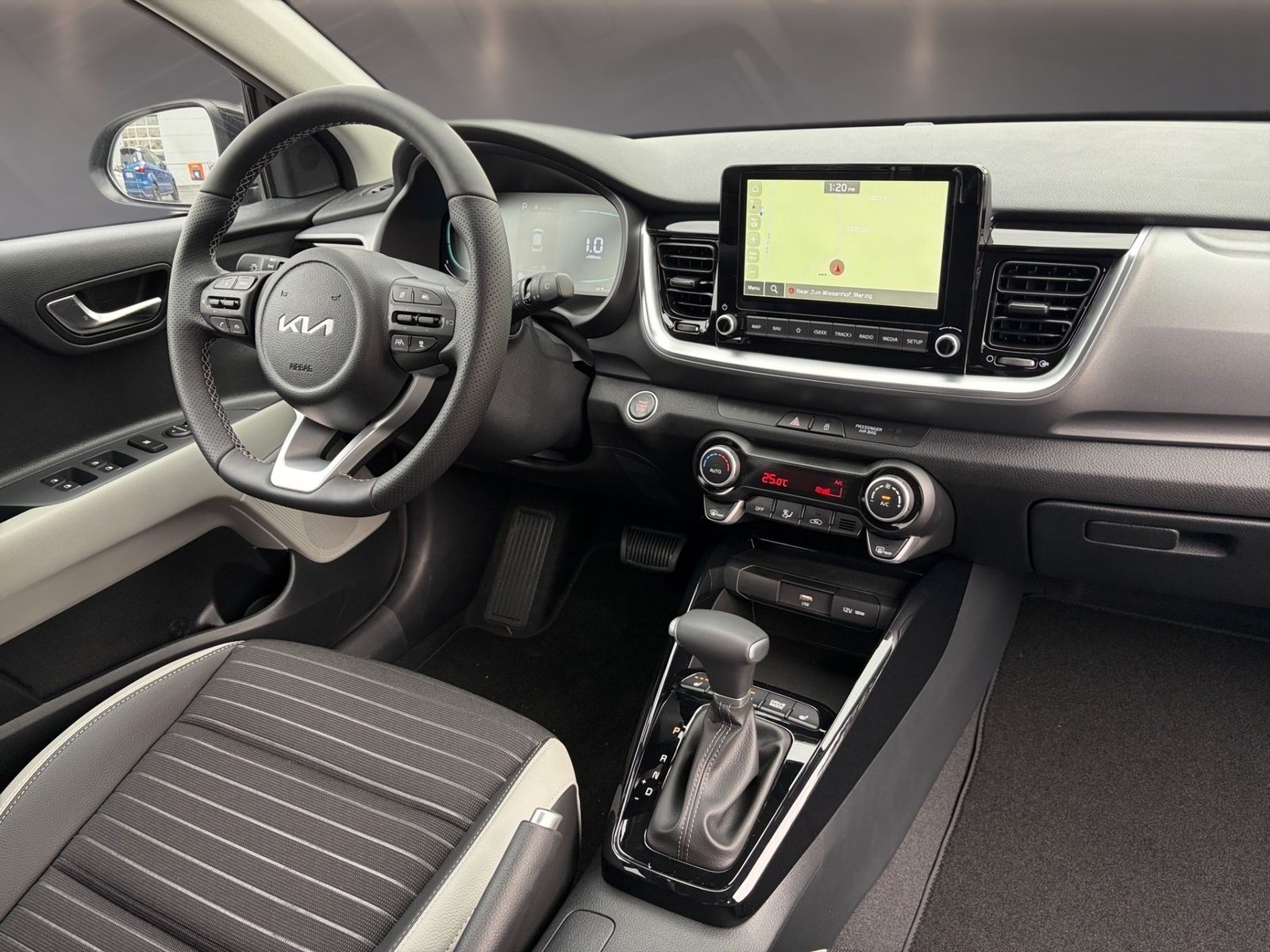 Fahrzeugabbildung Kia Stonic (YBCUV) Spirit