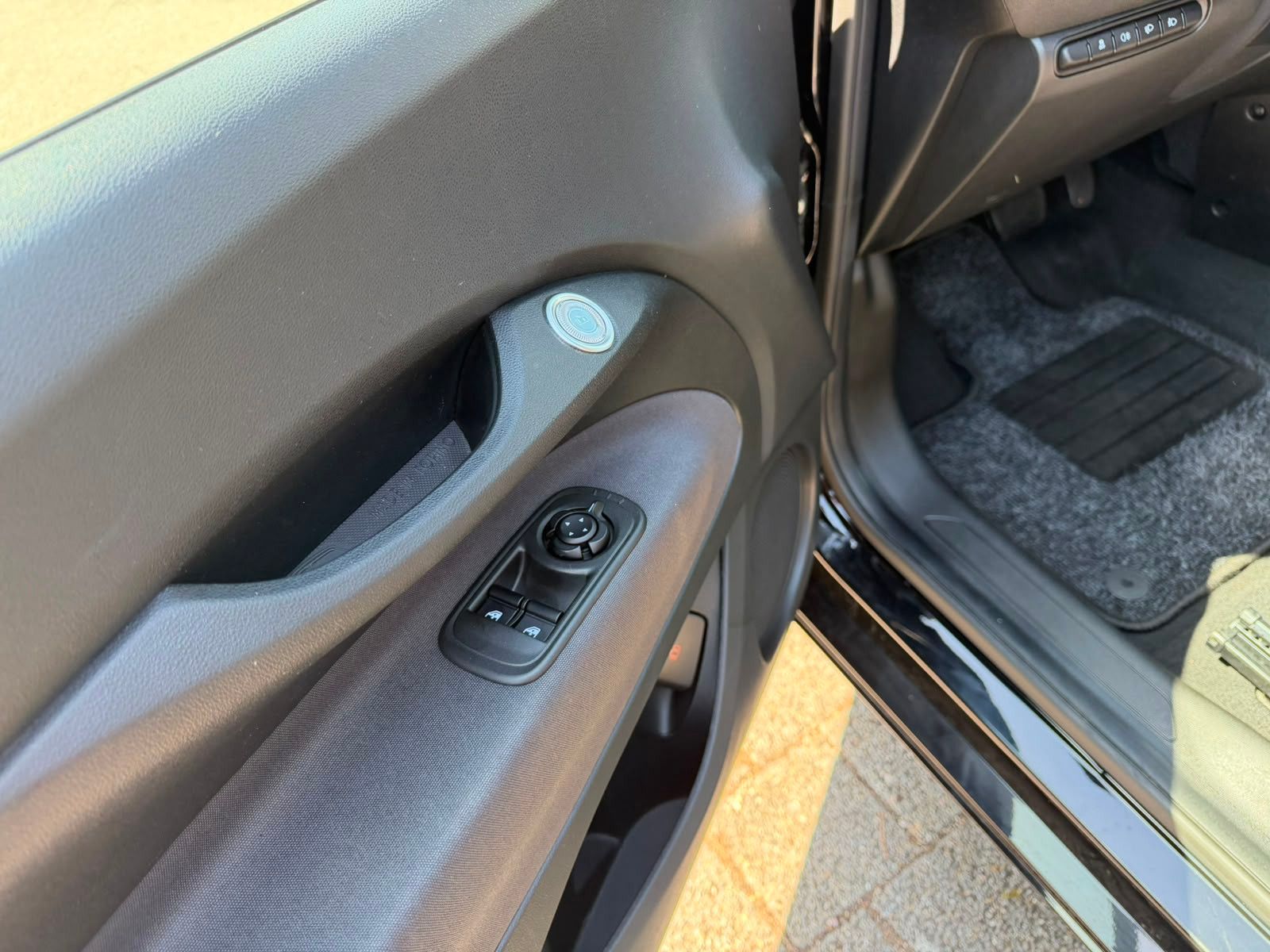 Fahrzeugabbildung Fiat 500 e Icon