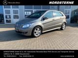 Mercedes-Benz B 180 CDI Sports Tourer AUTOMATIK+NAVI+AHK+SHZ - Mercedes-Benz B 180: Sports Tourer