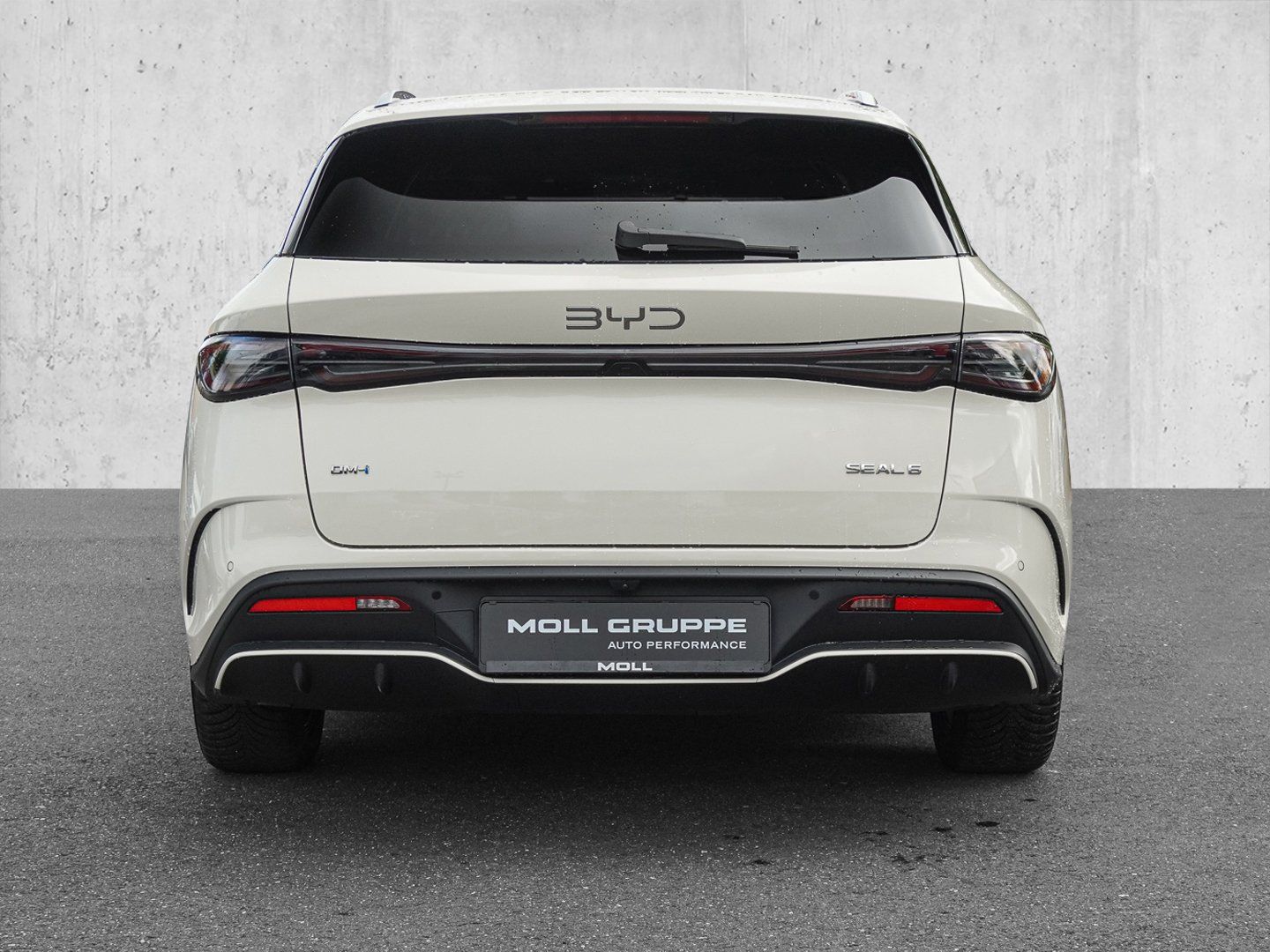 BYD SEAL 6