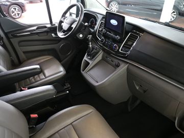 Ford Tourneo Custom 320 XENON KAMERA 8SITZ AHK STANDH