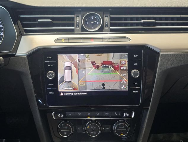 VW Passat Variant — Foto 21