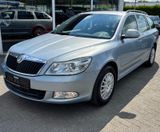 Skoda Octavia Combi Ambiente - Skoda Octavia aus 2010: Combi