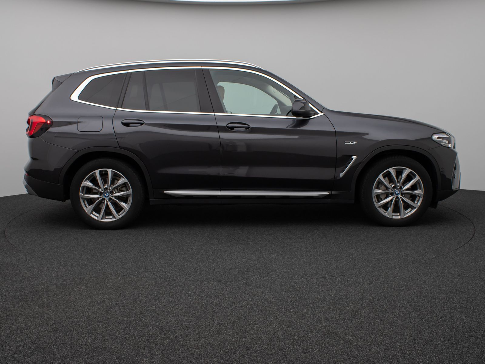 Fahrzeugabbildung BMW X3 xD30e Panorama Kamera DAB AHK DrivingAssist