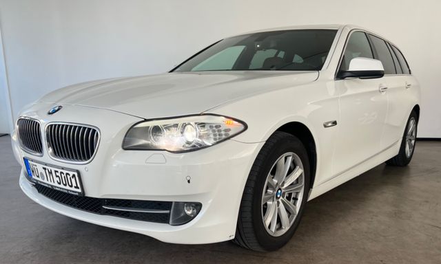 BMW 5 Touring 530d xDrive,HUD,AHK,SPORTSITZ,NAVIPROF