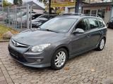 Hyundai i30 CW 1.6 CRDi Comfort / Klimaautomatik / - Hyundai i30 Comfort mit Diesel-Antrieb
