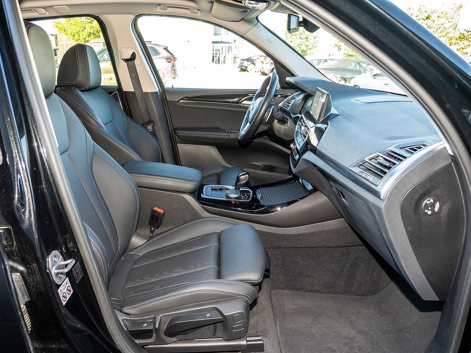 BMW X3 xDrive20d AHK HiFi DAB LED Kamera LED Sitzhei foto 4