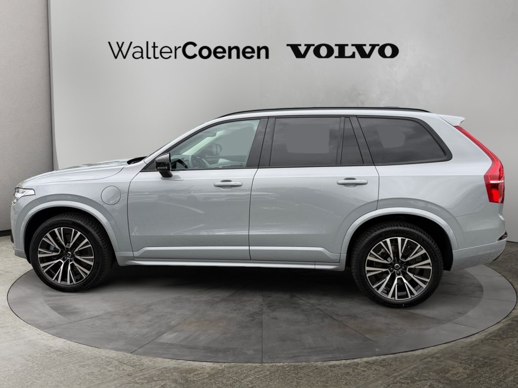 VOLVO XC90 T8 AWD Plug-in Hybrid Plus Dark AHK semi el VOLVO XC90 T8 AWD Plug-in Hybrid Plus Dark AHK semi el