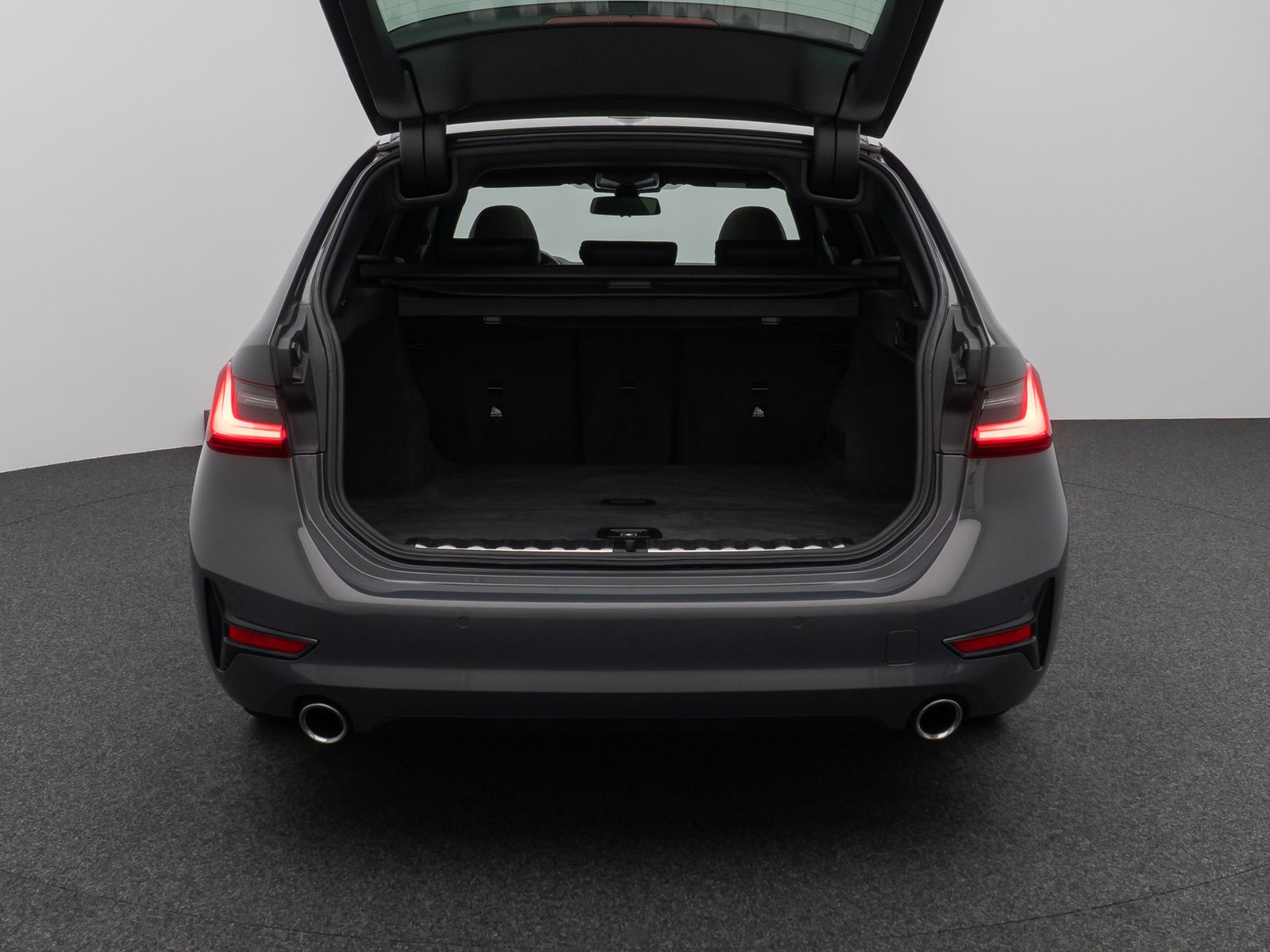 Fahrzeugabbildung BMW 320d xD Sport Line Panorama Laser Kamera HUD DAB