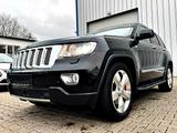 Jeep Grand Cherokee Overland Summit 3.0/PANO/SITZBELÜ - Jeep Grand Cherokee: Overland Summit