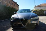 Alfa Romeo Giulia 2.2 Turbodiesel 150 CV Super - silberne Alfa Romeo Giulia