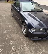 BMW E36 328i Cabrio Top Zustand 193 PS - BMW 328 Cabrio E36 328i mit Benzin-Antrieb