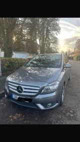 BMW B180 2012 80.000 KM Automatic - BMW: 180