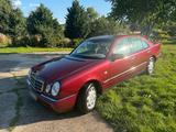 Mercedes-Benz Mercedes Benz E240 W210 - Mercedes-Benz E-Klasse: W210