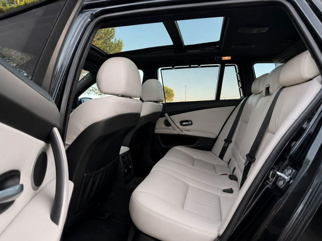 BMW M5 2009