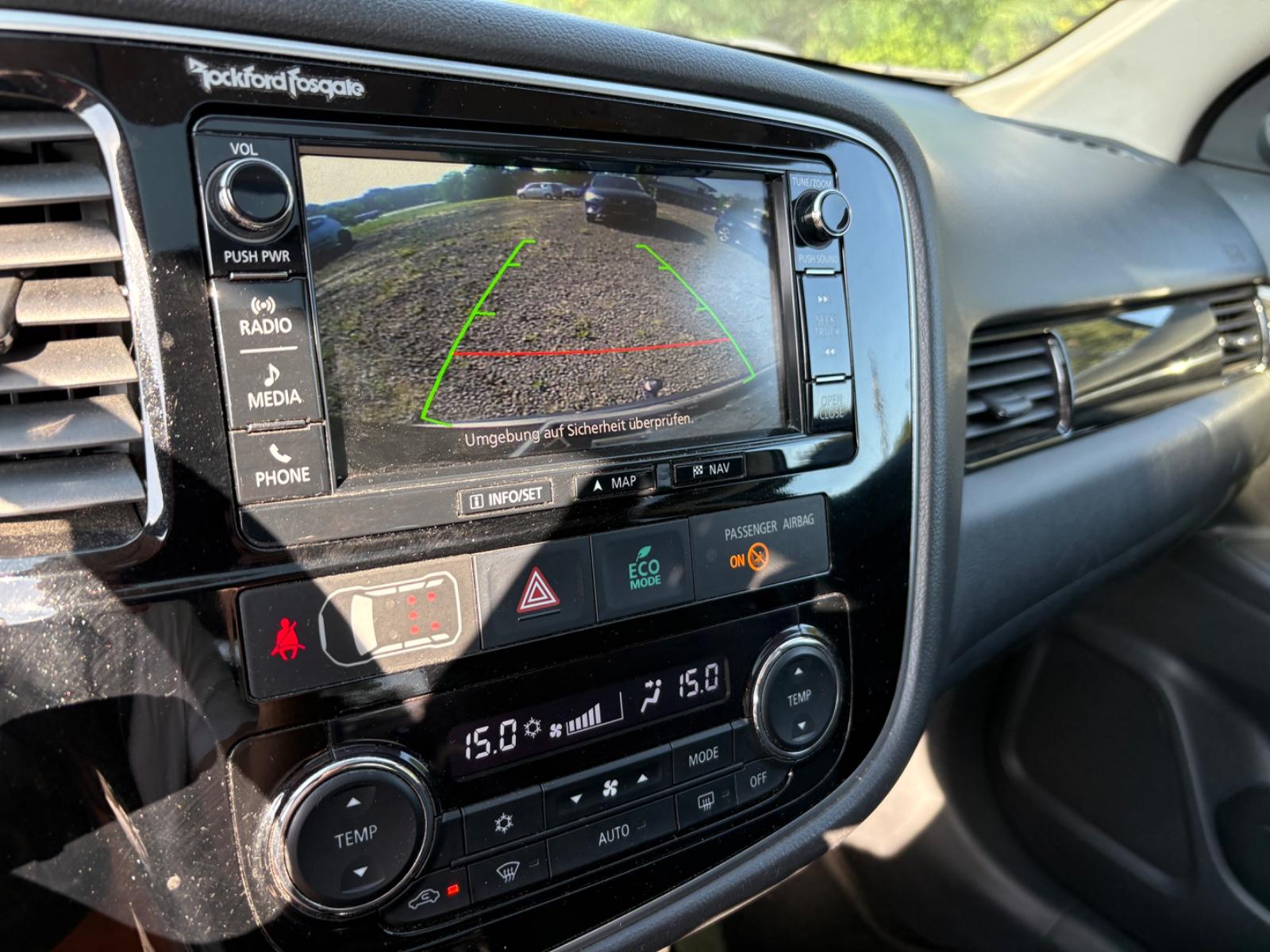 Mitsubishi Outlander Top 4WD NUR AN HÄNDLER ABZUGEBEN!!!