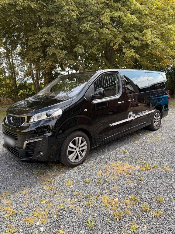 Image of Peugeot Traveller