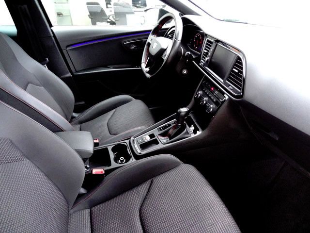 Fahrzeugabbildung Seat Leon FR 2.0 TDI Autom.+CarPlay+Navi+LM+PDC+BT