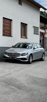 Mercedes-Benz Mercedes Benz E 220 Diesel - Mercedes-Benz E 220 in Krefeld