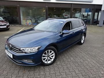 Fotografie des VW Passat Variant 2.0 TDI Business*AHK*Navi*TravelA