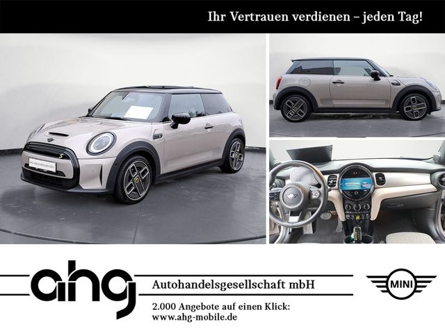 MINI Cooper SE. MINI Electric Collection ACC Harman/K