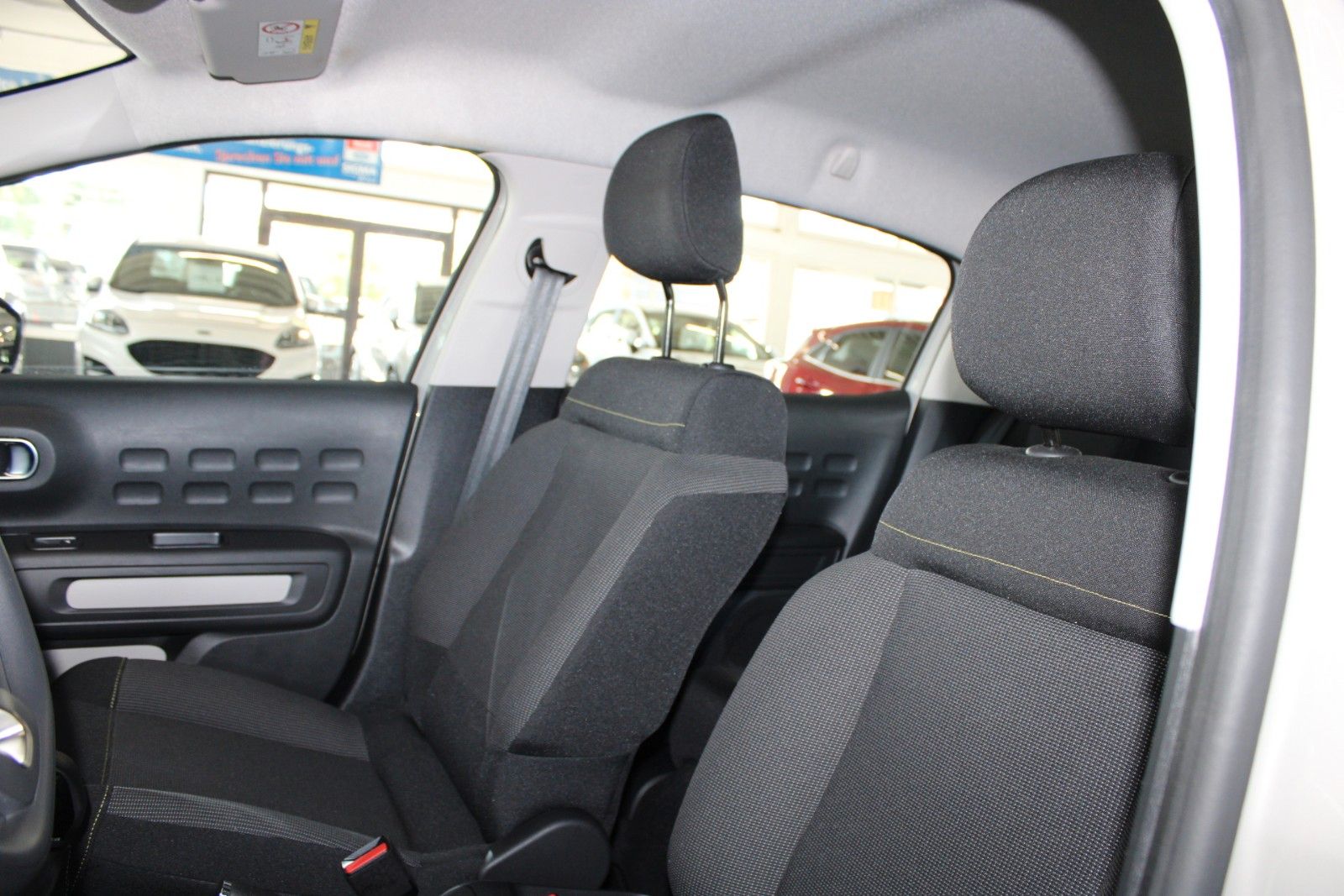 Fahrzeugabbildung Citroën C3 PureTech YOU! 5-trg LED KLIMA PDC DAB Touch