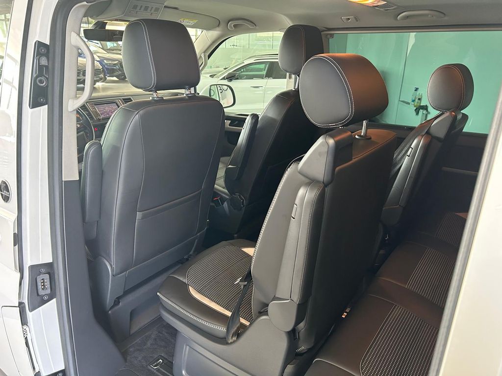 Volkswagen T6 Multivan T6.1 Multivan 2.0 TDI PANAMERICANA 4M*STH*AHK*AC