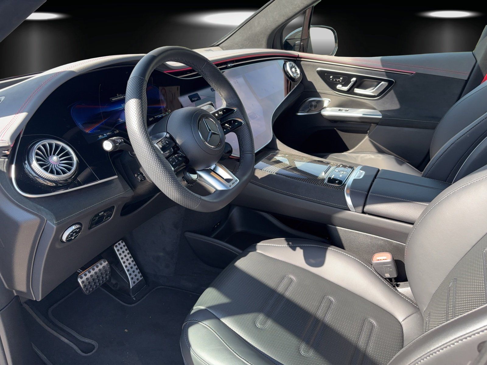 Fahrzeugabbildung Mercedes-Benz EQE53 AMG SUV Prem+ DYNAMIC+ Hyper HUD Carbon TV