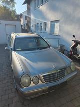 Mercedes-Benz E 270 CDI T ELEGANCE Elegance - graue Mercedes-Benz E 270