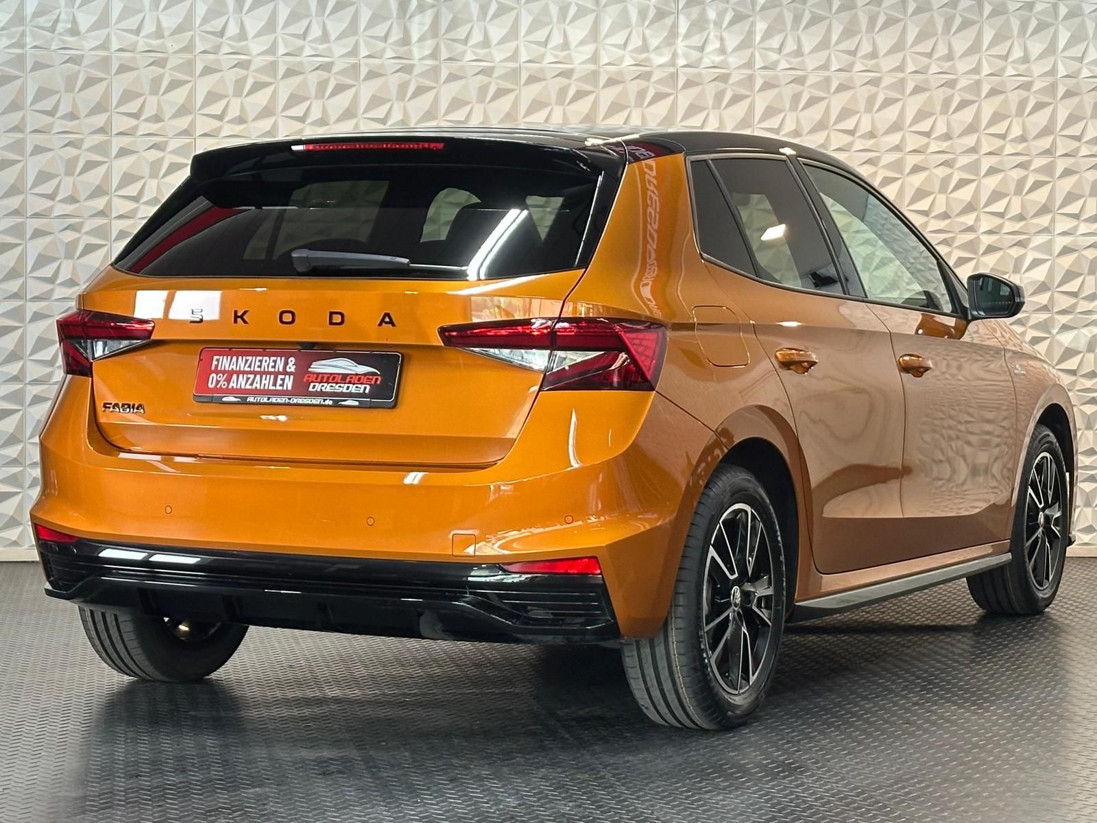 SKODA Fabia 1.0TSI MONTE CARLO DSG#LED#PAN#ACC#CAM#SHZ - Image 8